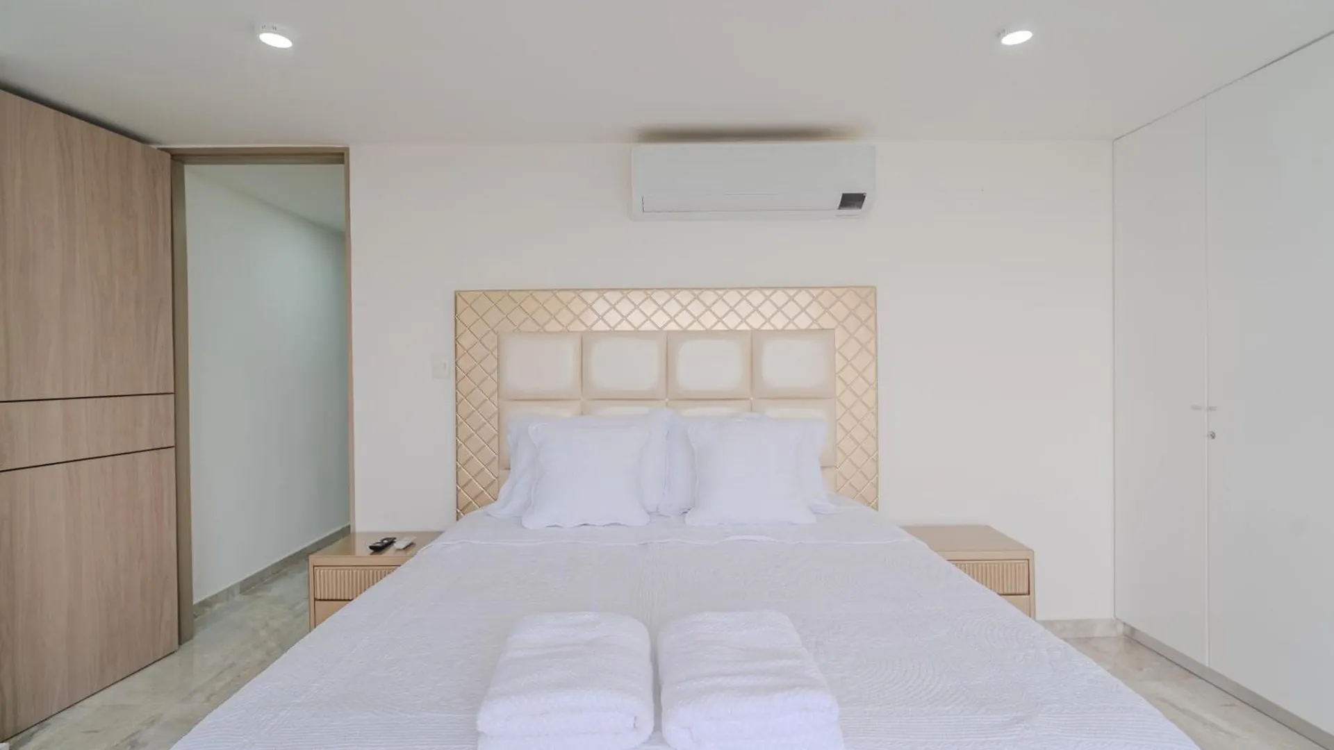Lujoso Apartamento Familiar Frente Al Mar Cartagena 0*,